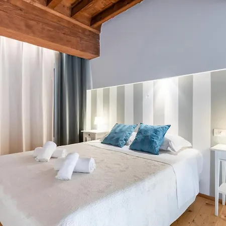 Apartment Lovely In The Heart Of The Historic Center *